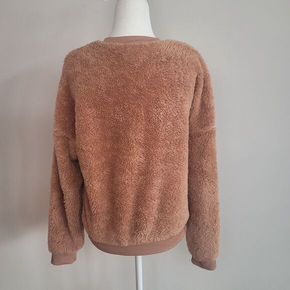 Zoe + Liv Brown Warm & Cozy Plush Teddy Sweater Size Small - Picture 3 of 9